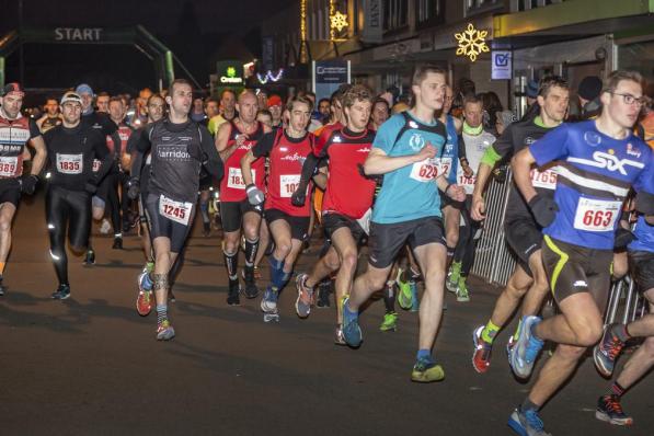 Elk jaar lokt de San Silvestercross heel wat sportievelingen naar Sint-Eloois-Winkel.©jan_stragier;Jan Stragier foto a–JS