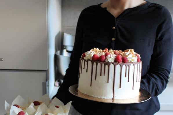 Met haar eigen bedrijfje Vanille et Chocolat tovert Valeria Kukotina de lekkerste en mooiste taarten te voorschijn.©Laurette Ingelbrecht Laurette Ingelbrecht