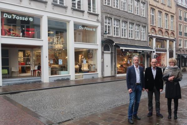 Op de foto, Alexander du Fossé, vader Cor du Fossé en hun binnenhuisarchitecte Anita De Clercq. (foto PM)