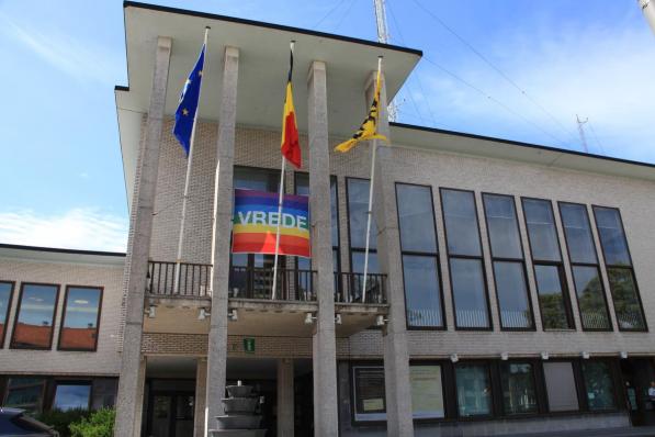 De renovatie van het gemeentehuis zal 4 miljoen euro kosten.©MYRIAM VAN DEN PUTTE MVO