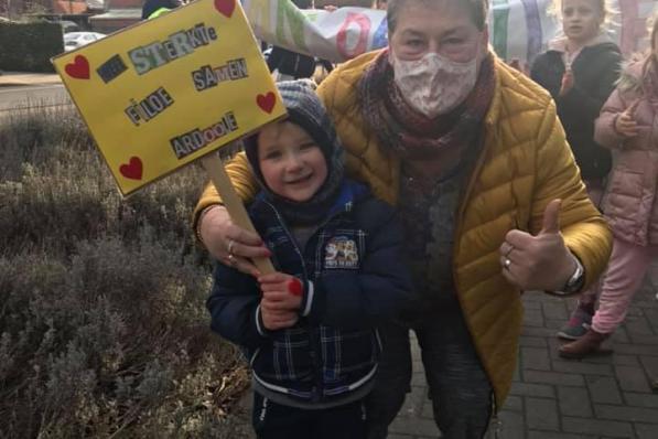 De kleine Jelle is één van de kinderen die een warme boodschap uitstuurde.© GF