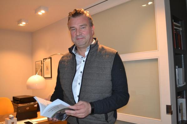 Deerlijks burgemeester Croes ligt met corona in het ziekenhuis.© foto MVD