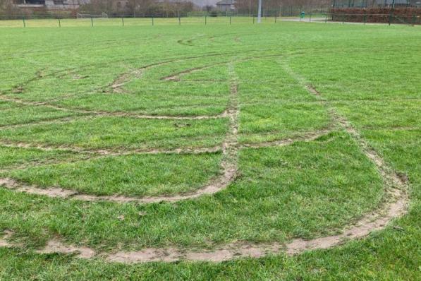 Het beschadigde veld.© SBR