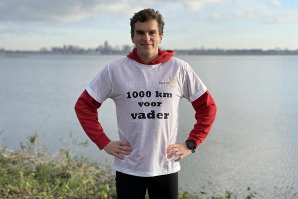 Willem wil tegen 21 augustus 1.000 kilometer gelopen hebben. Die dag, vijf jaar geleden overleed zijn vader.©Jeffrey Roos JRO