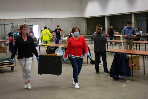 In De Porseleinhallen werden in mei 2020 de eerste maskers verdeeld, vanaf 1 februari komt er een van de 94 Vlaamse vaccinatiecentra.©Stefaan Lernout SL