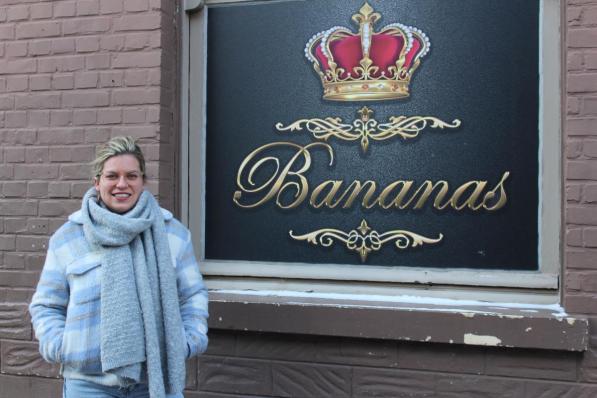 Magalie Demeyer was sinds eind augustus 2018 cafébazin van de Bananas in de Olmstraat en is nu op zoek naar een overnemer.© DJW