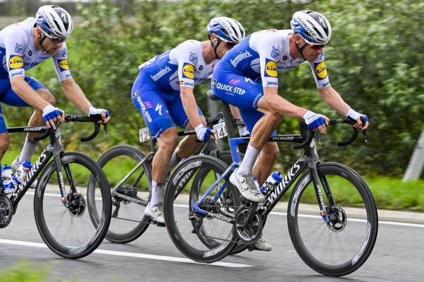 Bert Van Lerberghe, Yves Lampaert en Tim Declercq.© BELGA