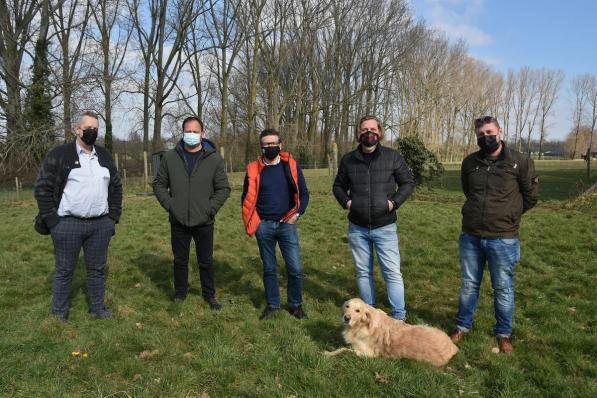 Vlnr Tommy Vandenbulcke ('t Schuttershof), Erwin Vandendriessche (Marke Boem Boem), Jan Kesteloot (Sint-Jan), Nicolas Beugnies (Marke Boem Boem) en Myke Fiorine (Chill's).© (Foto EDB)