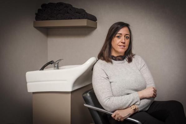 Joyce Lamiere in haar nieuwe kapsalon.©jan_stragier Jan Stragier