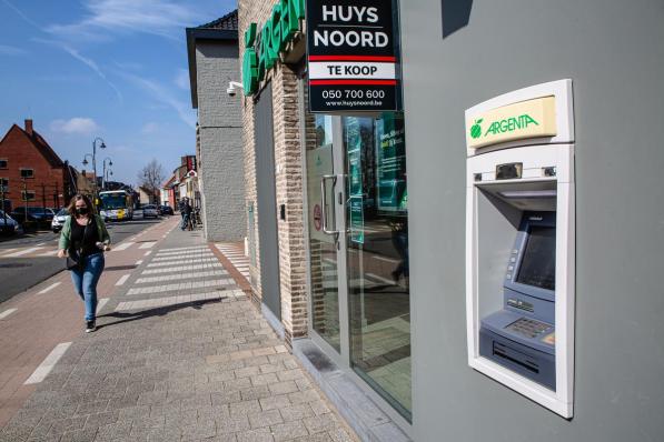 De bankautomaat van Argenta in Sijsele. Als die verdwijnt, is er in die deelgemeente nog één automaat. (foto Davy Coghe)©Davy Coghe Davy Coghe
