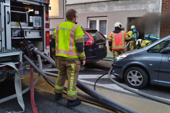 De brandweer kreeg de vuurhaard relatief snel onder controle.© GVZ