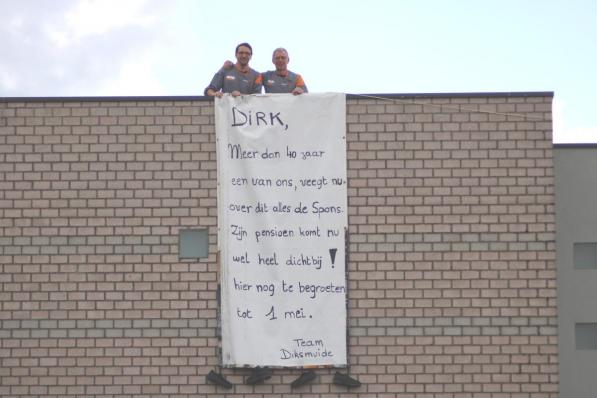 De afscheidnemende gerant Dirk Brouckaert (rechts), samen met zijn opvolger Wouter Dorné.© ACK