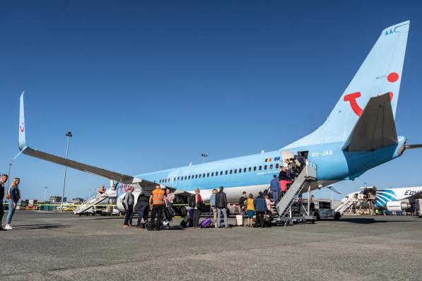 TUI fly vliegt opnieuw twee keer per week naar Palma de Mallorca en Ibiza vanuit de luchthaven van Oostende.© Tjorn Decroos