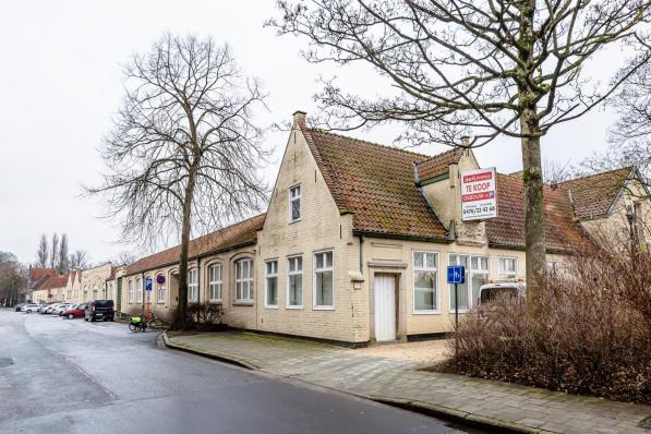 Dit stadspand langs de Boninvest in Brugge wordt een van de drie plaatsen waar een jaar lang les gegeven zal worden.© Davy Coghe