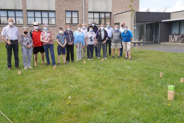 De deelnemers aan de kubbnamiddag van Okra.© foto Luc