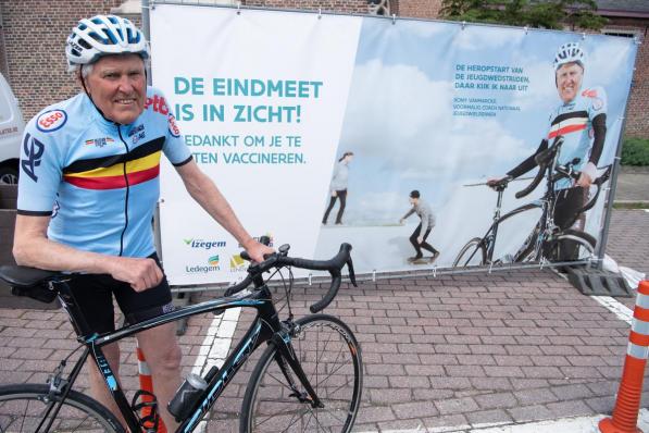 Rony Vanmarcke wil zo snel mogelijk weer de jonge renners zien fietsen in wedstrijden.© Frank Meurisse