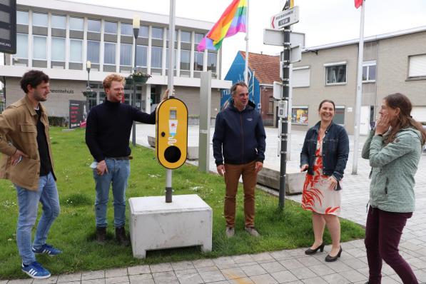 Een van de drie Kuurnse Smotspots komt aan het gemeentehuis te staan.© gf