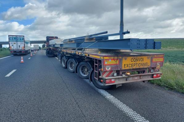 De vrachtwagen werd verplaatst.© BB