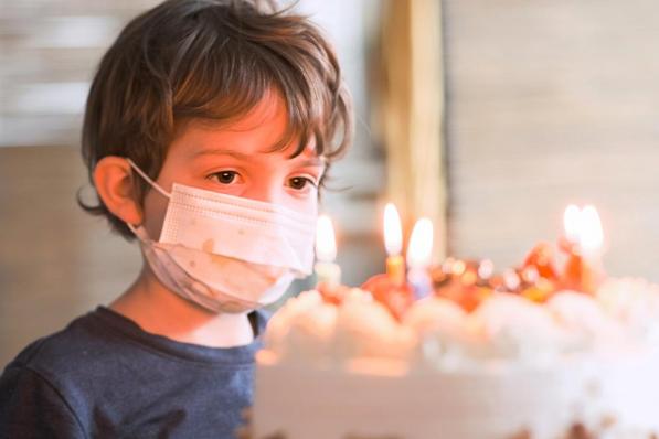 C. wordt zes en zou volgens zijn moeder en therapeut enorm blij zijn met een kaartje voor zijn verjaardag. (stockbeeld Getty)© Getty Images
