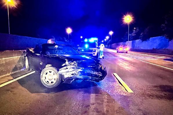 De wagen moest getakeld worden.© JVM