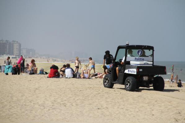 Na het succes van vorig jaar zal de strandpolitie ook dit jaar weer aanwezig zijn op het Oostendse strand.©Jeffrey Roos