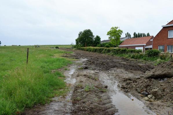 Misschien komt er in een later stadium alsnog een weg naar de Wervikstraat.© ZB