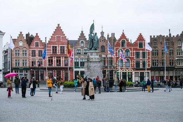 Zonnepanelen mogen in Brugge niet zichtbaar zijn vanop het openbaar domein.© Davy Coghe