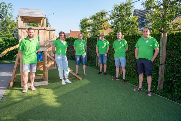 De Gezinsbond met v.l.n.r. Kevin Lefebure, Vicky Desnouck, Guido Van Essche, Werner Mestdagh, Arne Devlaminck en Pieter Renier. (foto Frank)©Frank Meurisse Frank Meurisse