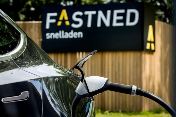 Fastned elektrisch laden groei 2024 aandeel