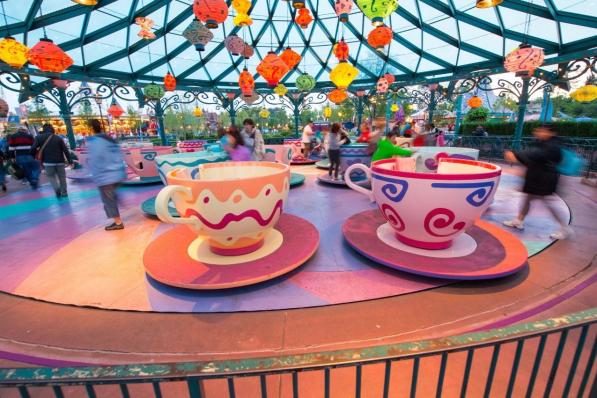 Disney profiteert met zijn pretparken van heropening van de economie