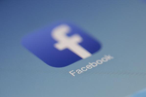 Facebook | Twijfel zorgt voor aantrekkelijke waardering