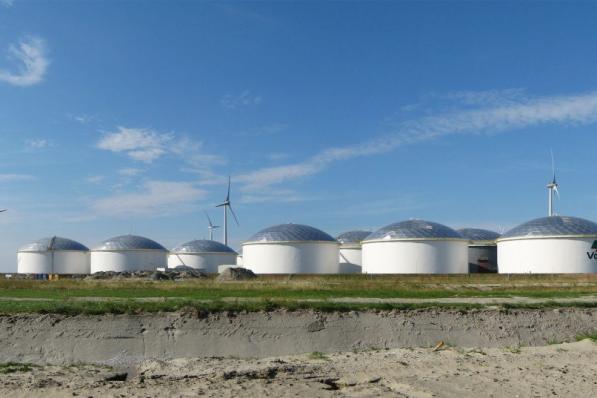 De koers van het aandeel Vopak daalt