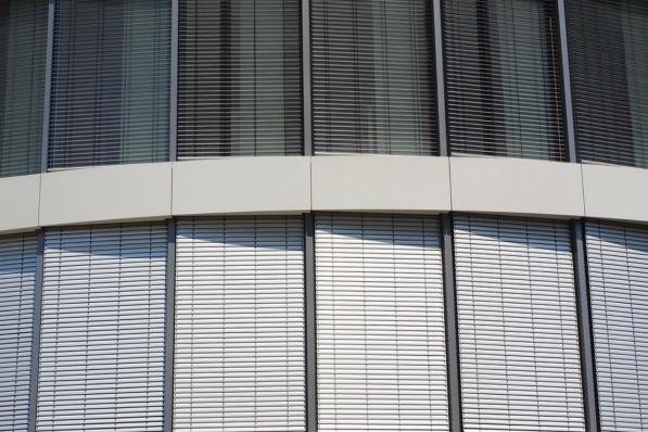Hunter Douglas weet