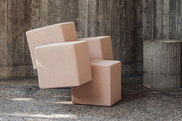 Ce spectaculaire fauteuil signé ÆTHER/MASS fait partie de nos nouveautés design préférées - Renaat Nijs