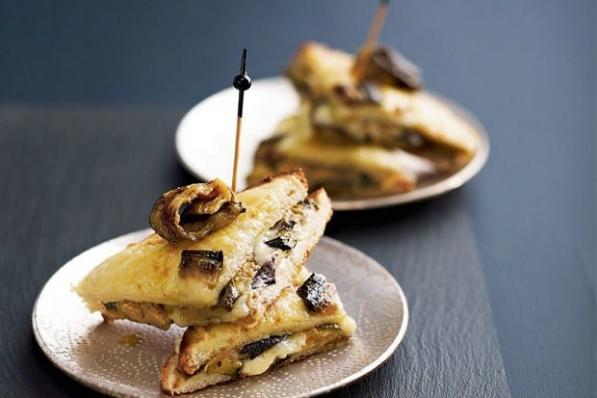 croque met aubergine