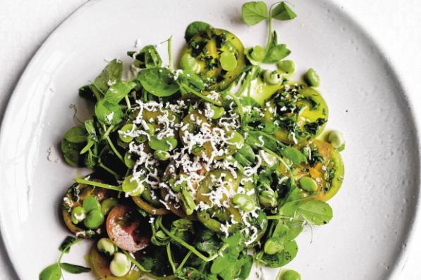 Tuinbonen met doperwtenscheuten en zoute ricotta