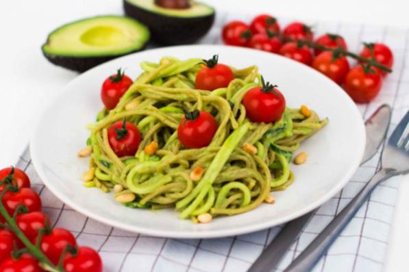 Vegan avocadopasta