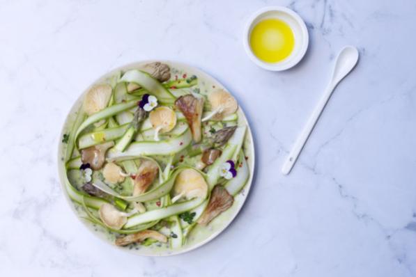 carpaccio van groene asperges