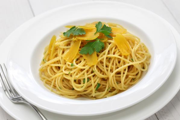 saffraanpasta bottarga