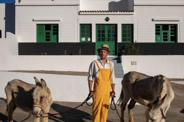 Hektor loger chez les belges