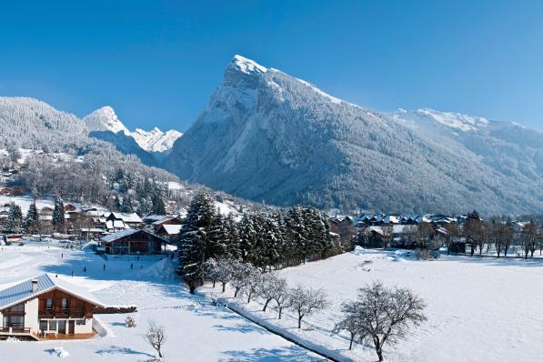 photo de samoens la montagne sans skier