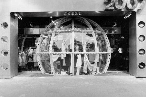 Le bubble shop de Christian Girard à Paris - l'histoire des boutiques au Design Museum Brussels.