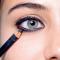 Demi uit Genk koos voor een subtiele smokey eye met kohlpotlood