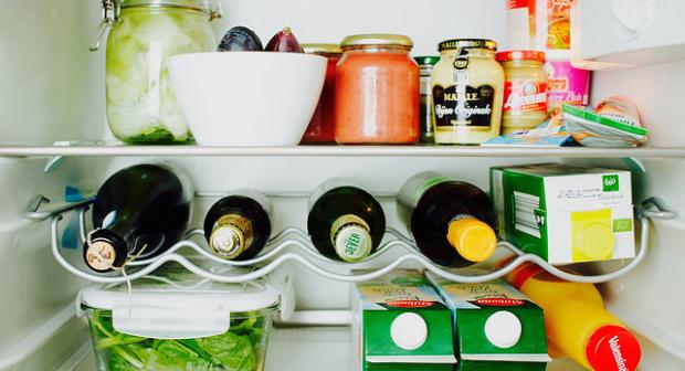 14 ingrediënten die je beter altijd in de koelkast hebt