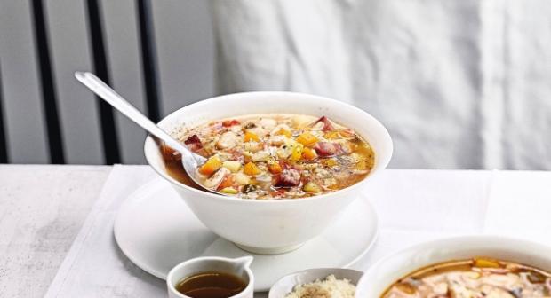 6 recettes de soupe-repas pour les jours pluvieux