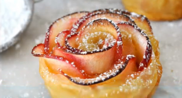 Comment faire des tartelettes aux pommes en formes de roses (vidéo)