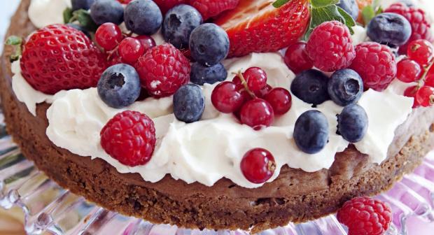 Rood zomerfruit: dit maak je met kersen, frambozen en andere bessen