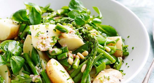 16 lentesalades om het voorjaar goed in te zetten
