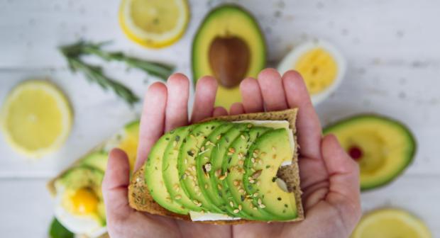 10 avocado hacks die je moet kennen