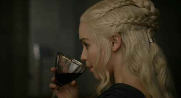 Oups: que fait ce gobelet Starbucks dans Game of Thrones?